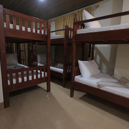 Monte Casa De Rico Apartment Vigan Bagian luar foto