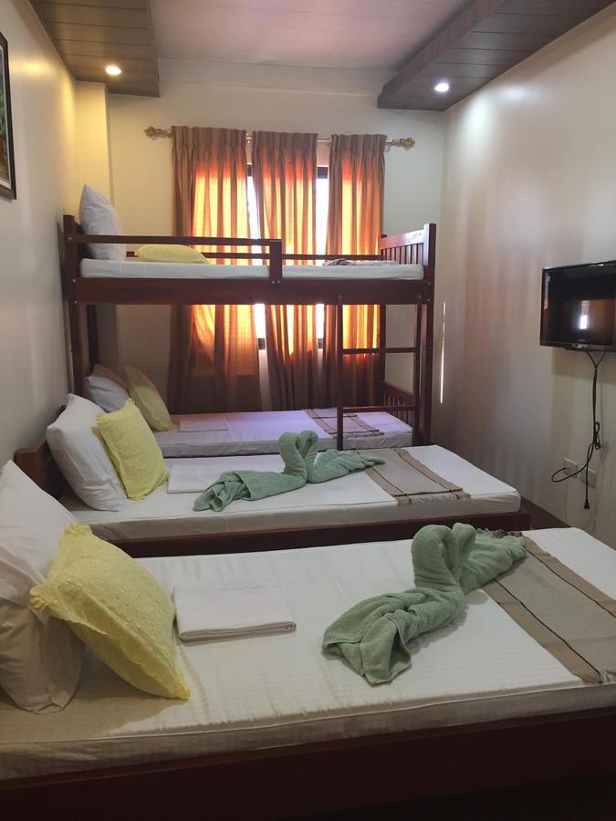 Monte Casa De Rico Apartment Vigan Bagian luar foto