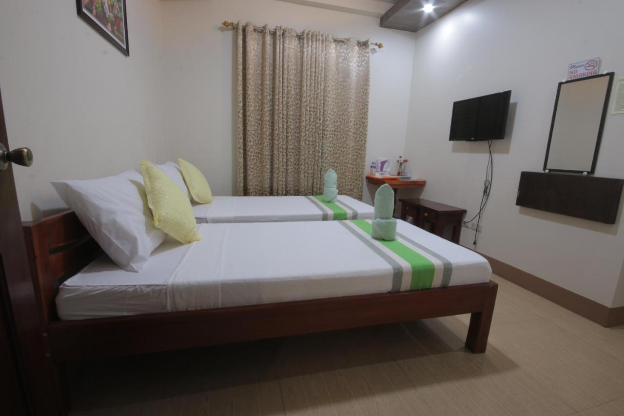Monte Casa De Rico Apartment Vigan Bagian luar foto
