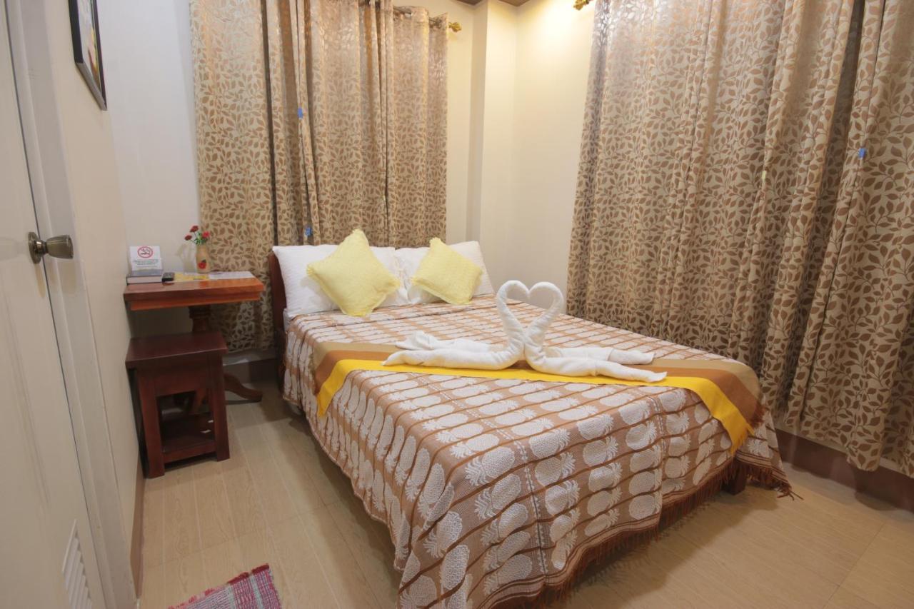 Monte Casa De Rico Apartment Vigan Bagian luar foto
