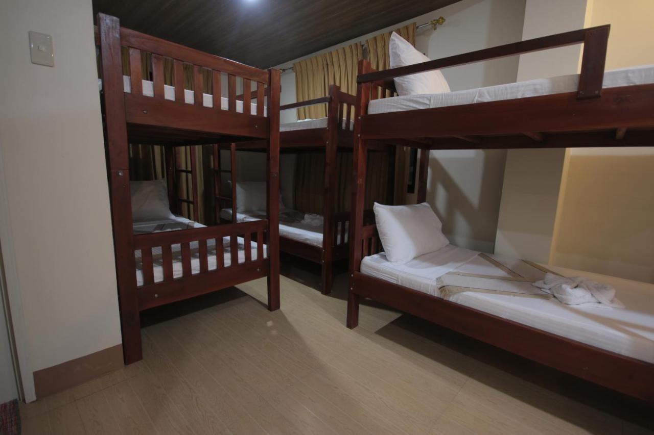 Monte Casa De Rico Apartment Vigan Bagian luar foto