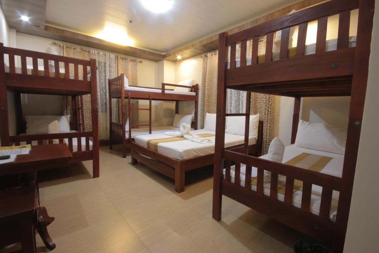 Monte Casa De Rico Apartment Vigan Bagian luar foto